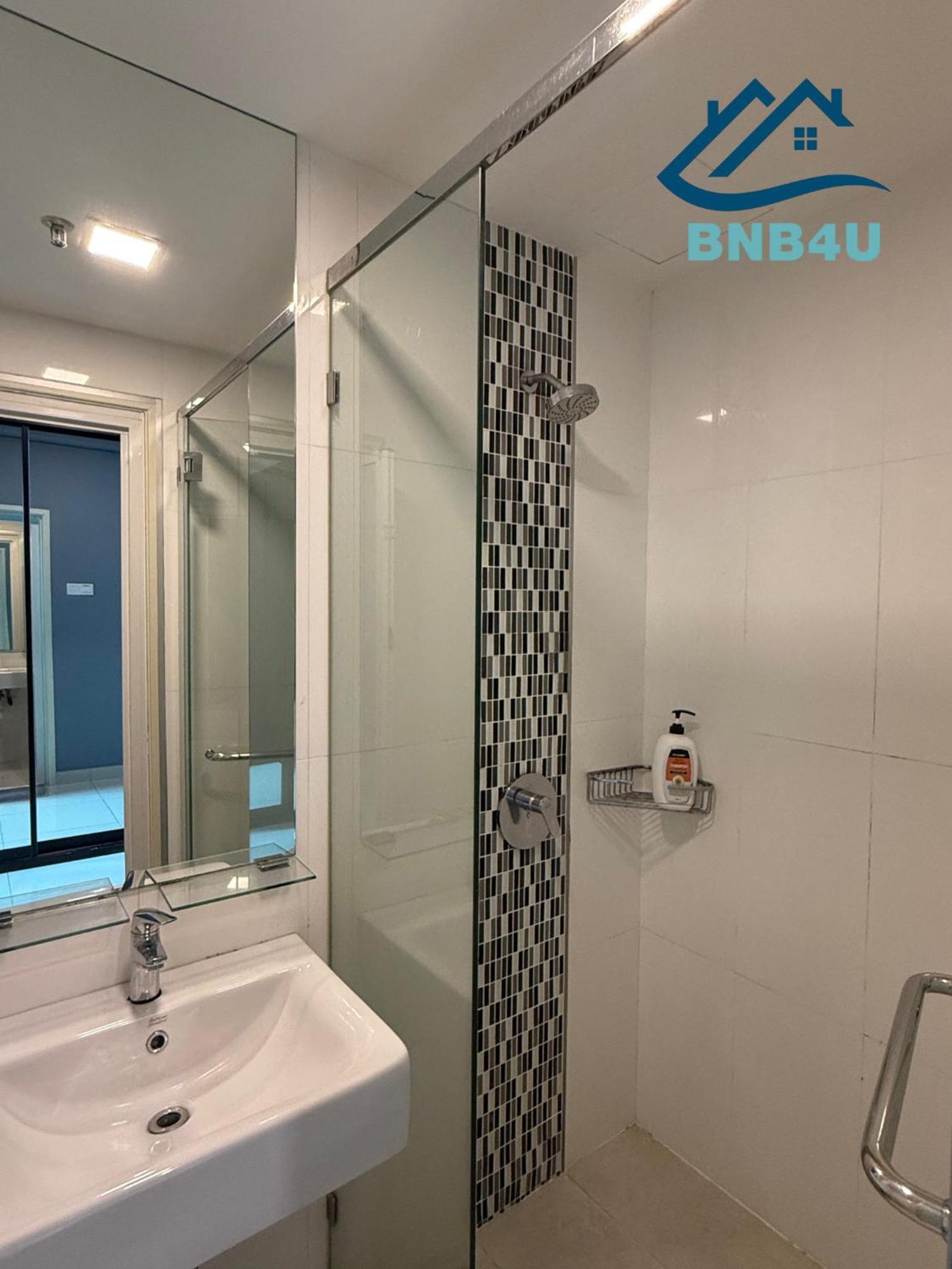 Duplex Seaview Comfort Stay In City By Iz George Town Exteriér fotografie