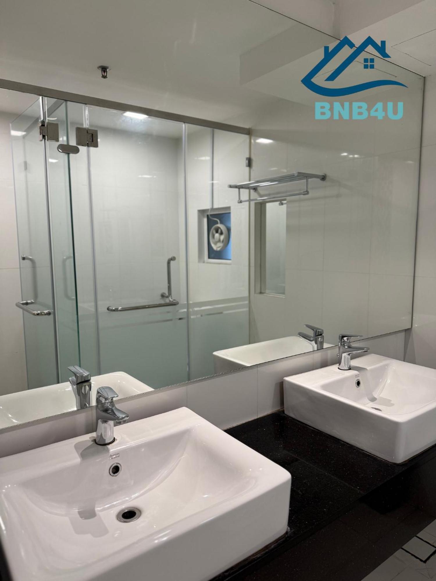 Duplex Seaview Comfort Stay In City By Iz George Town Exteriér fotografie